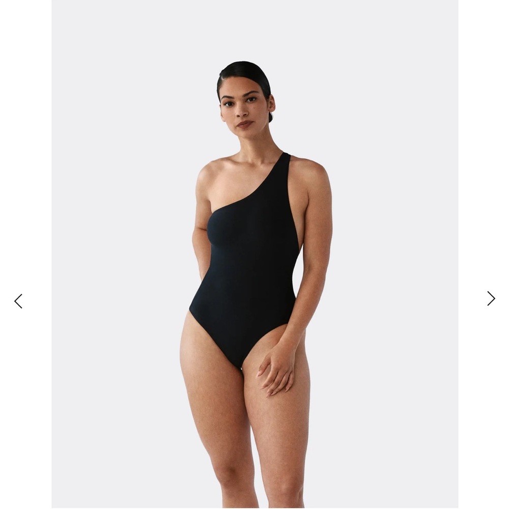 NWT Brandon Blackwood BAMBOO B HOOP ONE-PIECE SWIMSUIT
